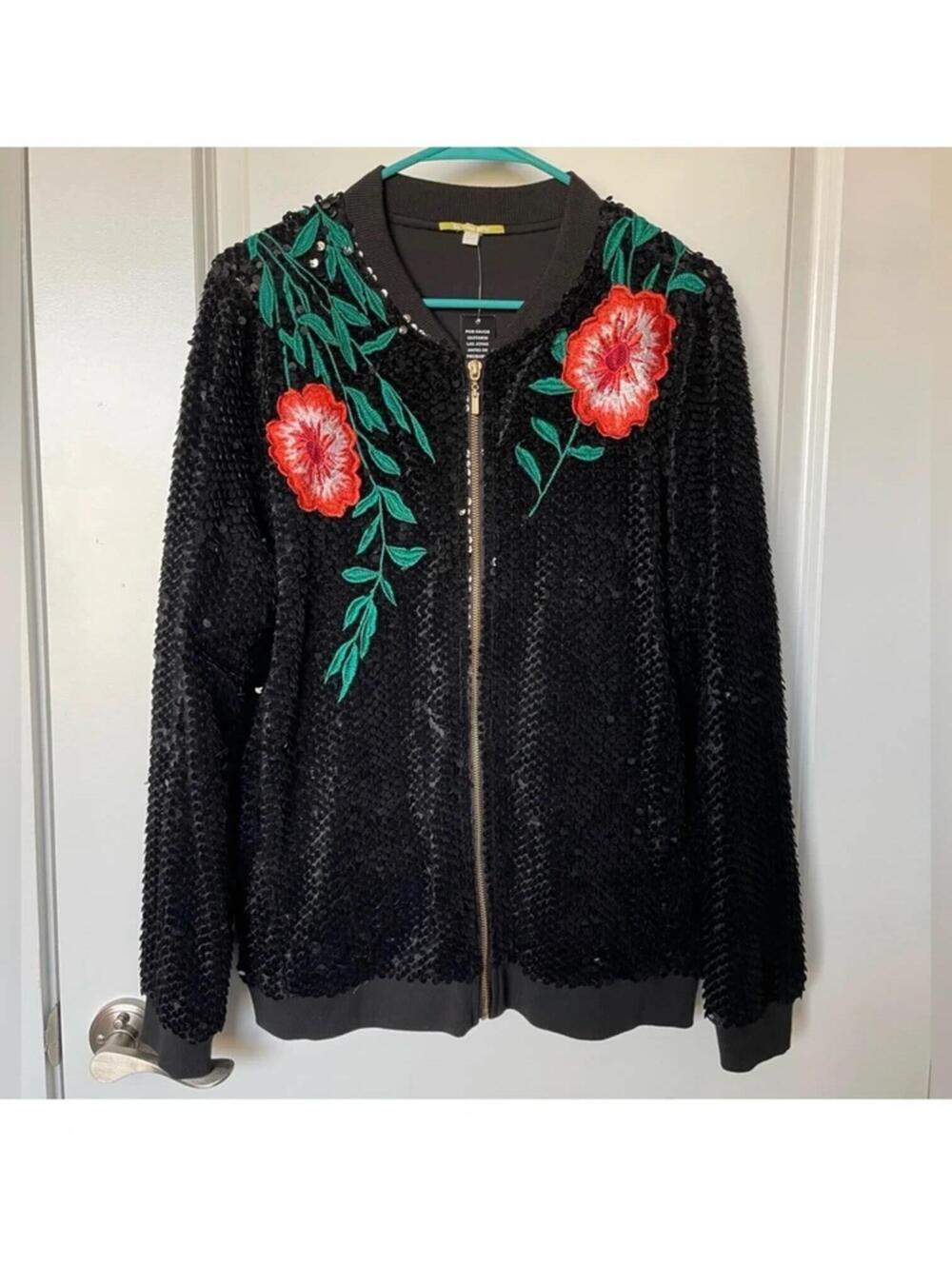 Gianni Bini Floral Embroidered Women's Zip-up Sweater